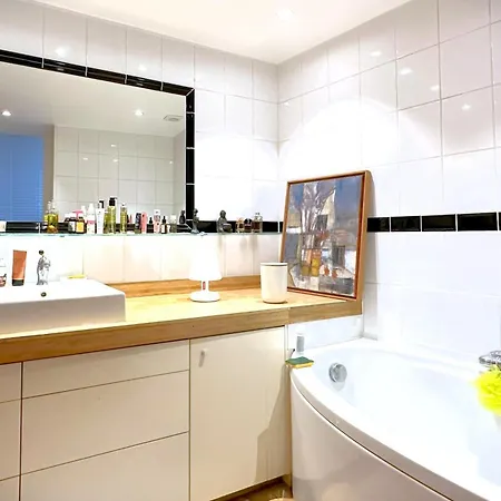 L'illustre-elegant Hypercentre-balcon Apartment